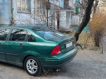 Авто Ford Focus 2000 № 7815005