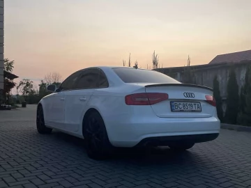 Авто Audi A4 2012 № 7815159