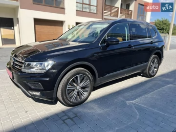 Авто Volkswagen Tiguan 2017 № 7815170