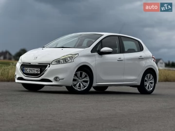 Авто Peugeot 208 2012 № 7815263