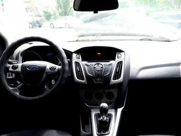 Авто Ford Focus 2014 № 7815309