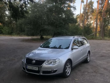 Авто Volkswagen Passat 2010 № 7815310