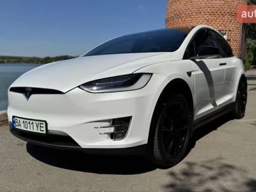 Авто Tesla Model X 2019 № 7815431