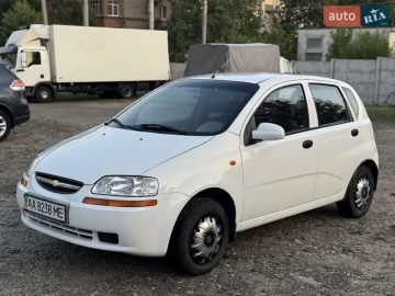 Авто Chevrolet Aveo 2004 № 7815456