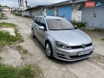 Авто Volkswagen Golf 2013 № 7815611