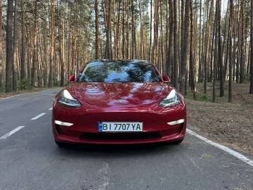 Авто Tesla Model 3 2018 № 7815668