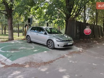 Авто Volkswagen E-Golf 2014 № 7815766