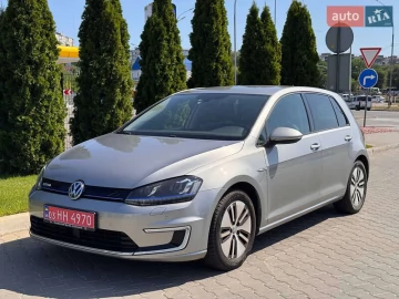 Авто Volkswagen E-Golf 2016 № 7815809