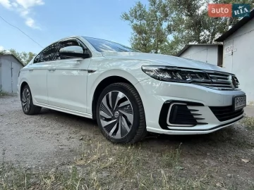 Авто Volkswagen E-Bora 2019 № 7815896