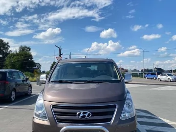 Авто Hyundai H-1 2015 № 7815993