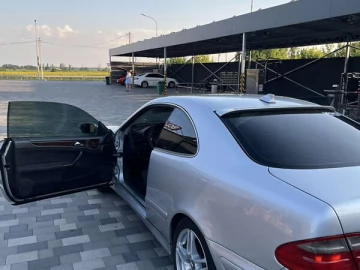 Авто Mercedes Clk-Class 2000 № 7816020