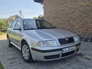 Авто Skoda Octavia 2003 № 7816023