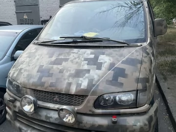Авто Mitsubishi L 400 1999 № 7816026