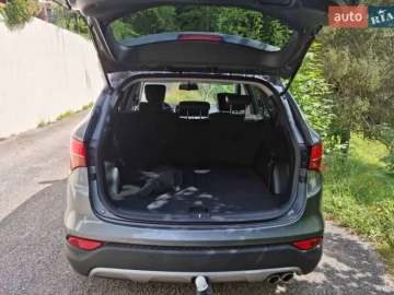 Авто Hyundai Santa Fe 2014 № 7816100