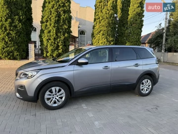 Авто Peugeot 5008 2020 № 7816107