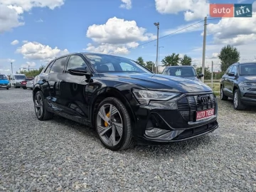 Авто Audi E-Tron 2022 № 7816134