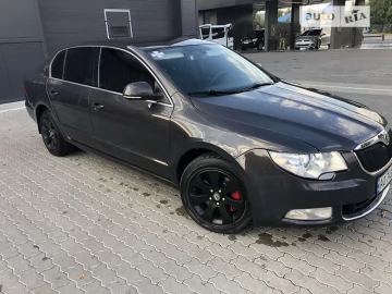 Авто Skoda Superb 2010 № 7816214