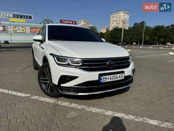 Авто Volkswagen Tiguan 2022 № 7816304