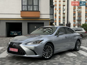 Авто Lexus Es 2024 № 7816309