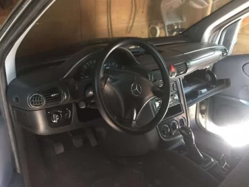 Авто Mercedes Vaneo 2003 № 7816324