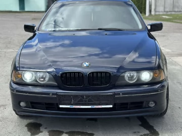 Авто BMW 5 Series 2003 № 7816489