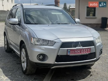 Авто Mitsubishi Outlander Xl 2011 № 7816548