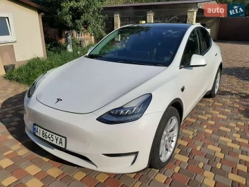 Авто Tesla Model Y 2023 № 7816626