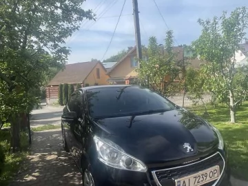 Авто Peugeot 208 2014 № 7816697