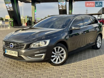 Авто Volvo V60 2014 № 7816754