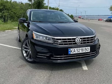 Авто Volkswagen Passat 2017 № 7816785