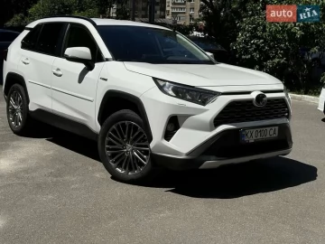 Авто Toyota Rav4 2021 № 7816826