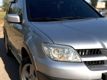 Авто Mitsubishi Outlander 2006 № 7816906