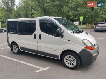 Авто Renault Trafic 2002 № 7816913