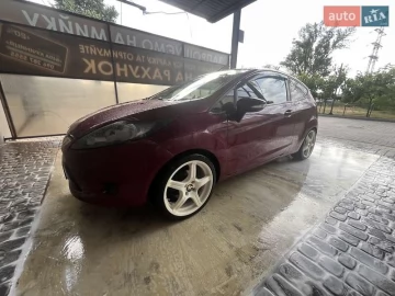Авто Ford Fiesta 2010 № 7816917