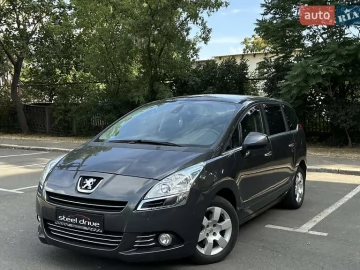Авто Peugeot 5008 2012 № 7816946