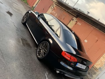 Авто Audi S4 2012 № 7817010