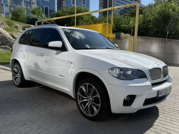 Авто BMW X5 2011 № 7817047