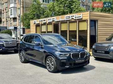 Авто BMW X5 2018 № 7817087