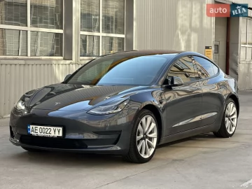 Авто Tesla Model 3 2019 № 7817304