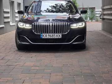 Авто BMW 7 Series 2019 № 7817335