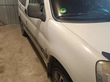 Авто Peugeot Partner 2007 № 7817364