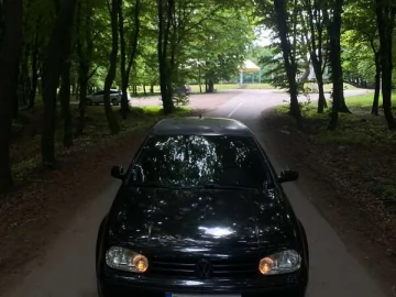Авто Volkswagen Golf 2001 № 7817366
