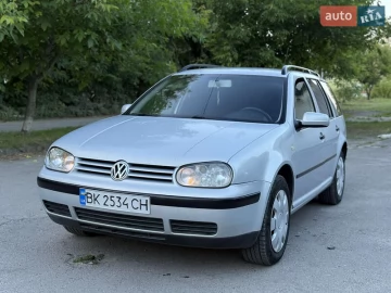 Авто Volkswagen Golf 2000 № 7817369