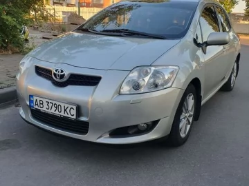Авто Toyota Auris 2007 № 7817449