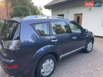 Авто Mitsubishi Outlander Xl 2008 № 7817462