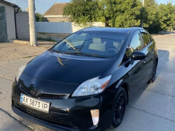 Авто Toyota Prius 2015 № 7817492