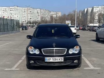 Авто Mercedes C-Class 2005 № 7817704