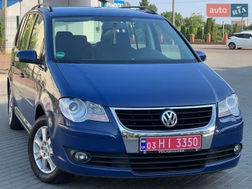 Авто Volkswagen Touran 2010 № 7817821