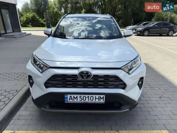 Авто Toyota Rav4 2023 № 7817824