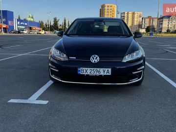 Авто Volkswagen E-Golf 2015 № 7817849